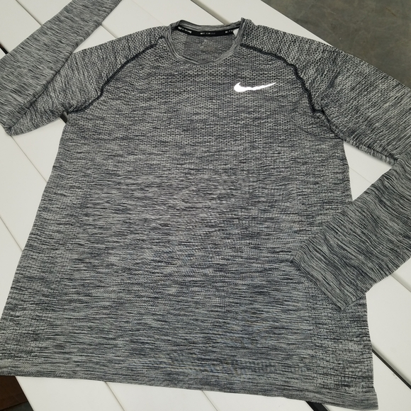 Nike Men's Longsleeve Running Shirt * Medium - Picture 1 of 7
